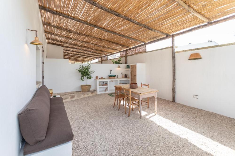 Trullo Santovia Bed and Breakfast Sant Isidoro  Buitenkant foto