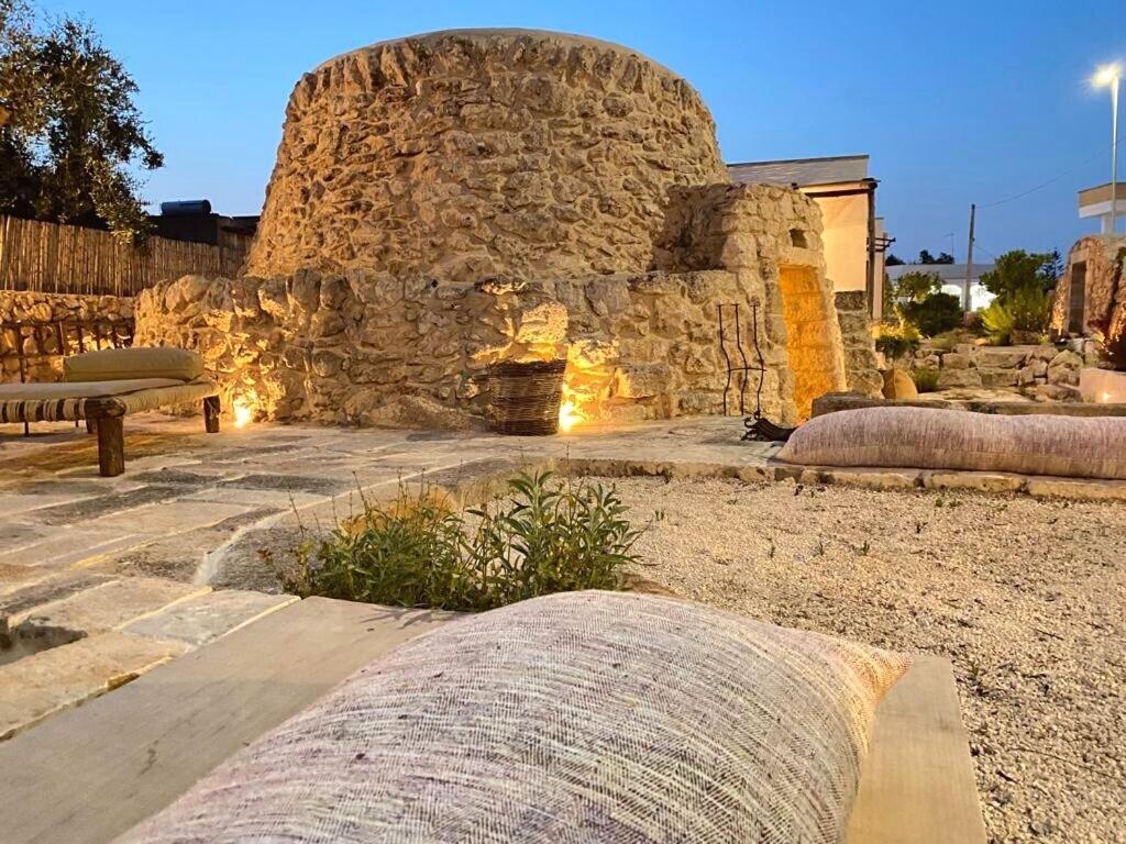 Trullo Santovia Bed and Breakfast Sant Isidoro  Buitenkant foto