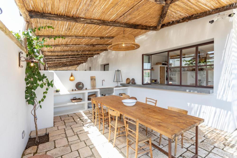 Trullo Santovia Bed and Breakfast Sant Isidoro  Buitenkant foto