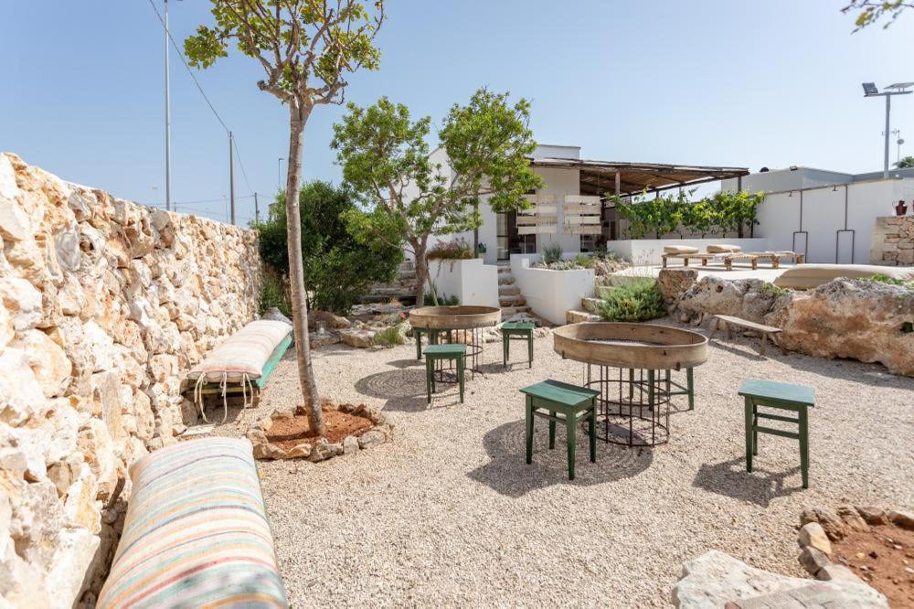 Trullo Santovia Bed and Breakfast Sant Isidoro  Buitenkant foto