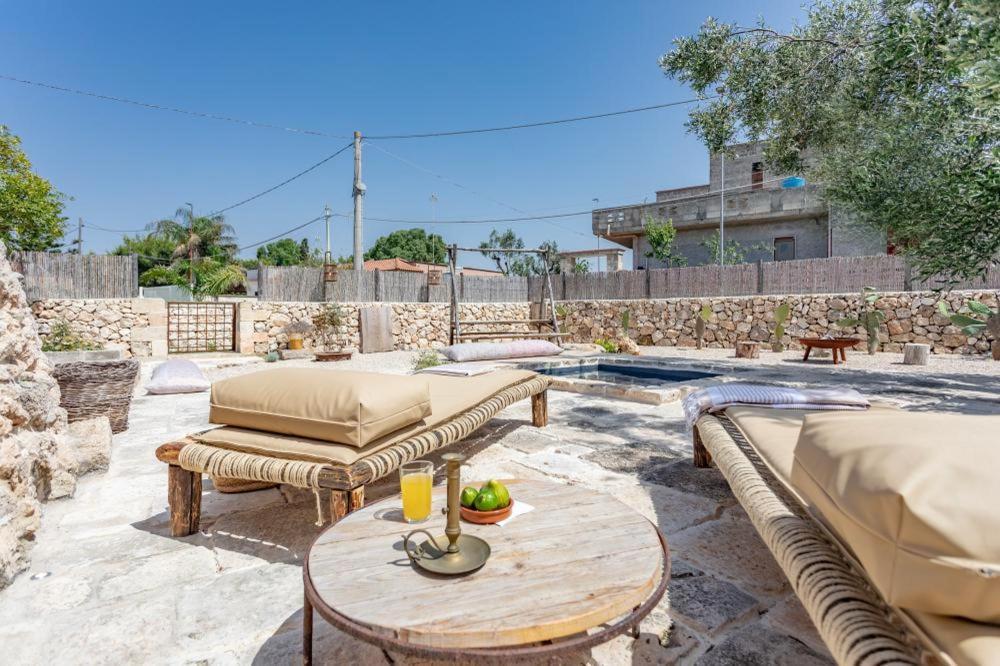 Trullo Santovia Bed and Breakfast Sant Isidoro  Buitenkant foto