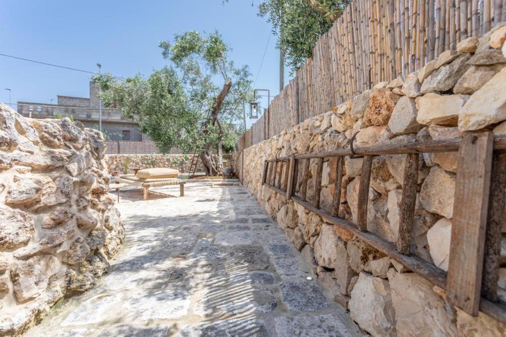 Trullo Santovia Bed and Breakfast Sant Isidoro  Buitenkant foto